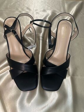 Elisabet Tang Black Chunky Platform Heeled Sandals for Women Size 9 NEW
